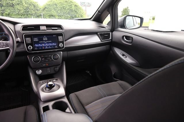 Certified 2025 Nissan Leaf S FWD image 25
