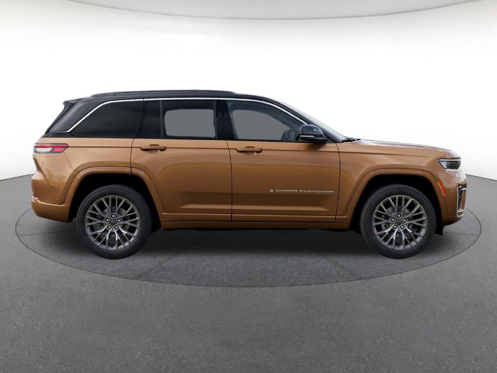 New 2027 Jeep Grand Cherokee Summit AWD/4WD image 22
