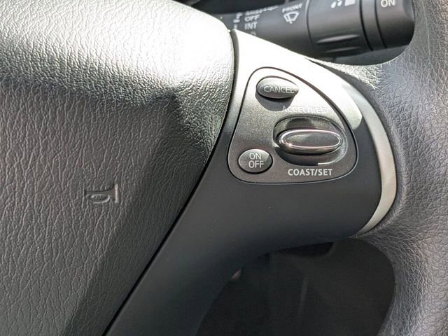 Used 2018 Nissan Pathfinder S image 21