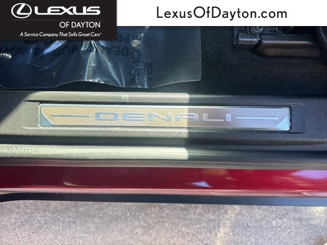 Used 2020 GMC Acadia Denali w/ Trailering Package image 16