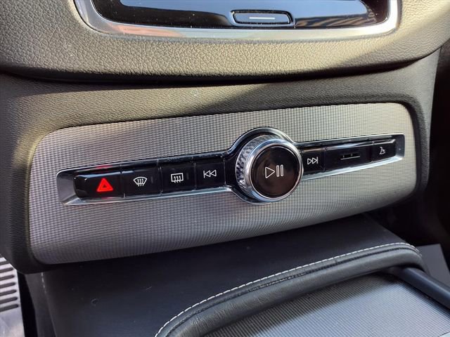 Used 2019 Volvo XC90 T5 R-Design w/ Advanced Package image 56