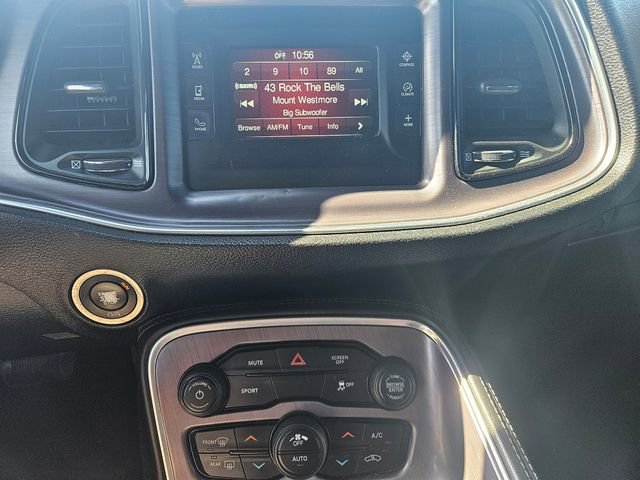 Used 2017 Dodge Challenger SXT image 18