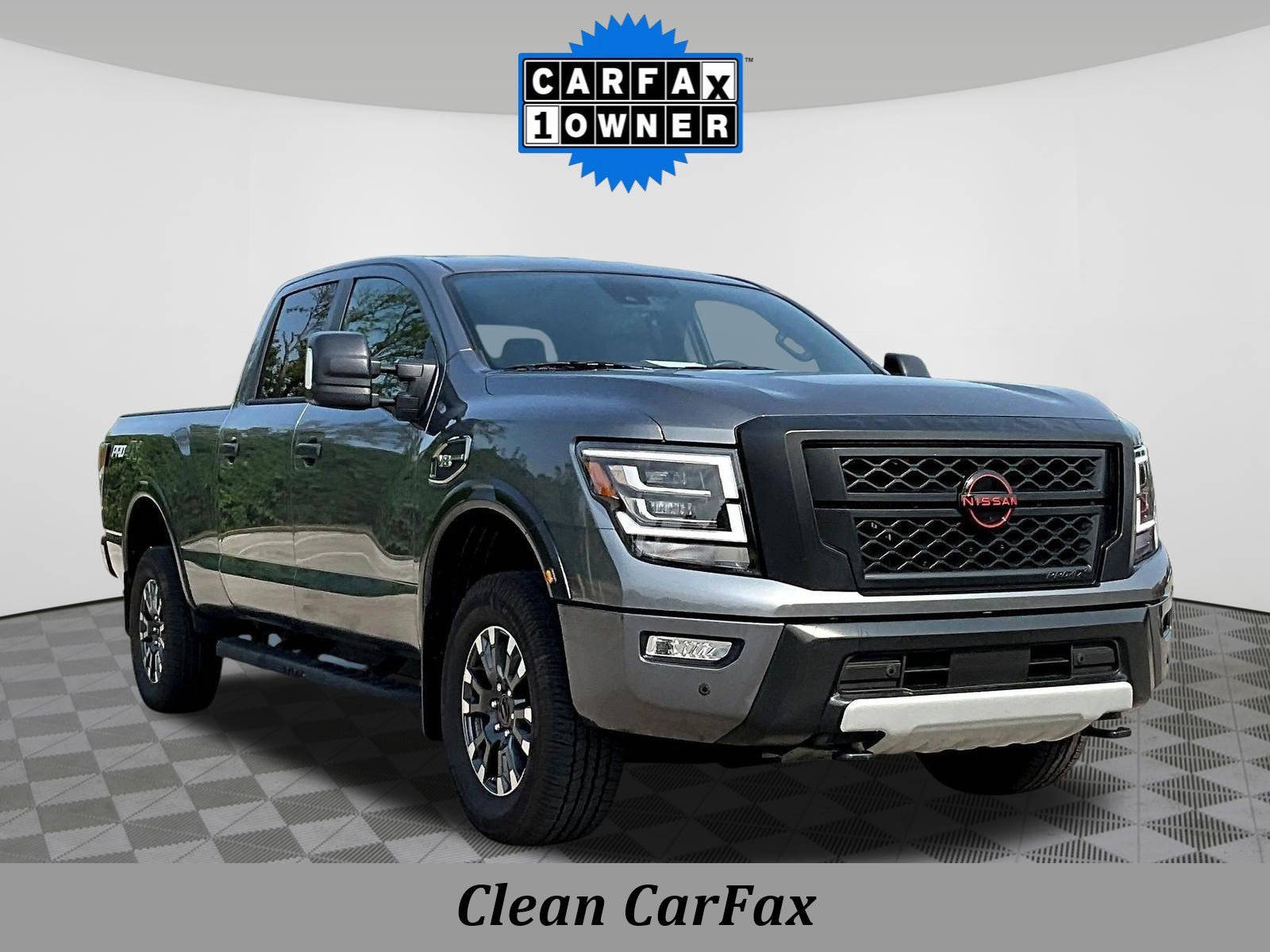 Certified 2024 Nissan Titan PRO-4X AWD/4WD image 3