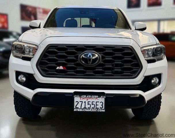 Used 2021 Toyota Tacoma TRD Off-Road w/ Technology Package image 8