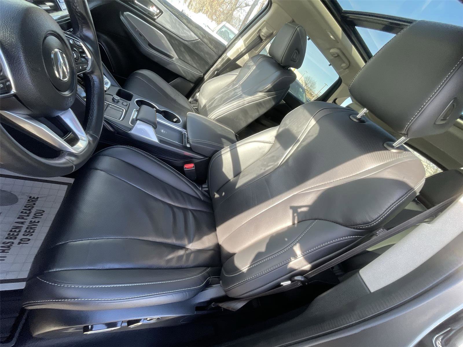 Used 2023 Acura MDX SH-AWD w/ Technology Package image 14