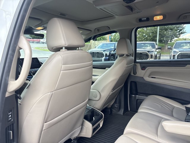 Used 2024 Honda Odyssey Touring image 17