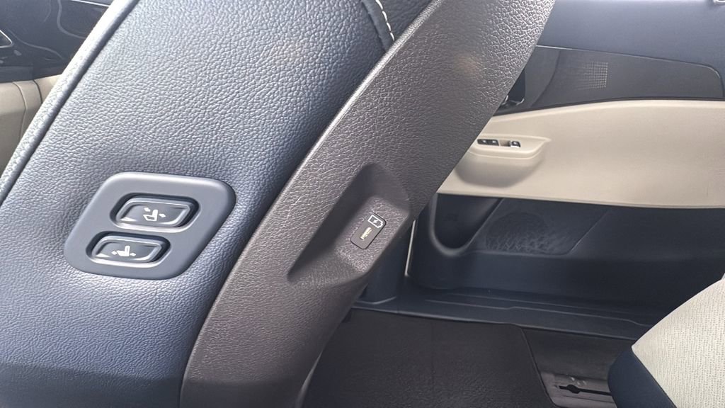 New 2026 Kia Carnival SX Prestige image 43