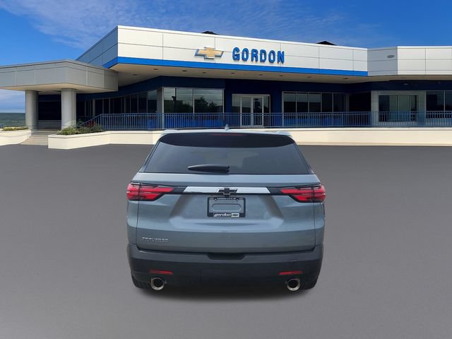 Used 2023 Chevrolet Traverse LS w/ Safety Package FWD image 4