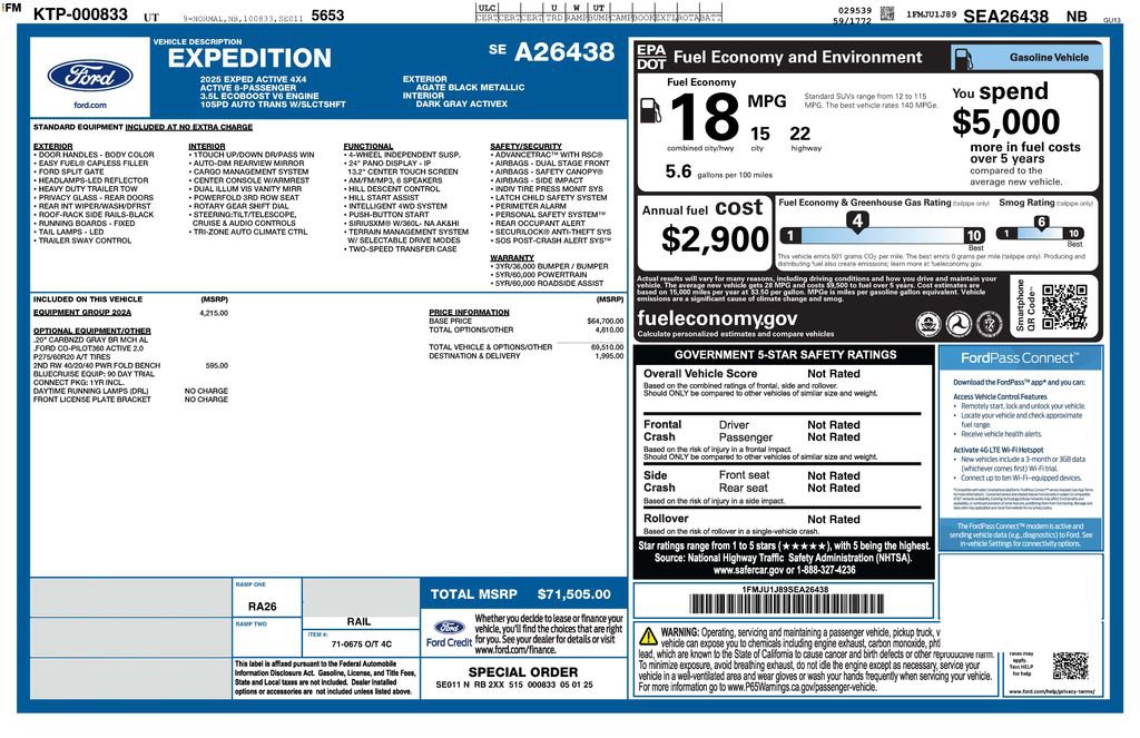Used 2025 Ford Expedition Active AWD/4WD image 2