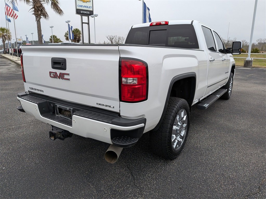 Used 2019 GMC Sierra 2500 Denali w/ Duramax Plus Package image 4