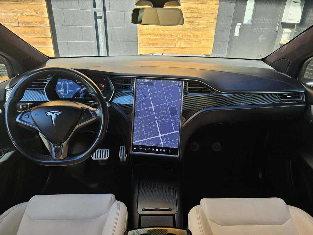Used 2020 Tesla Model X Performance AWD/4WD image 22