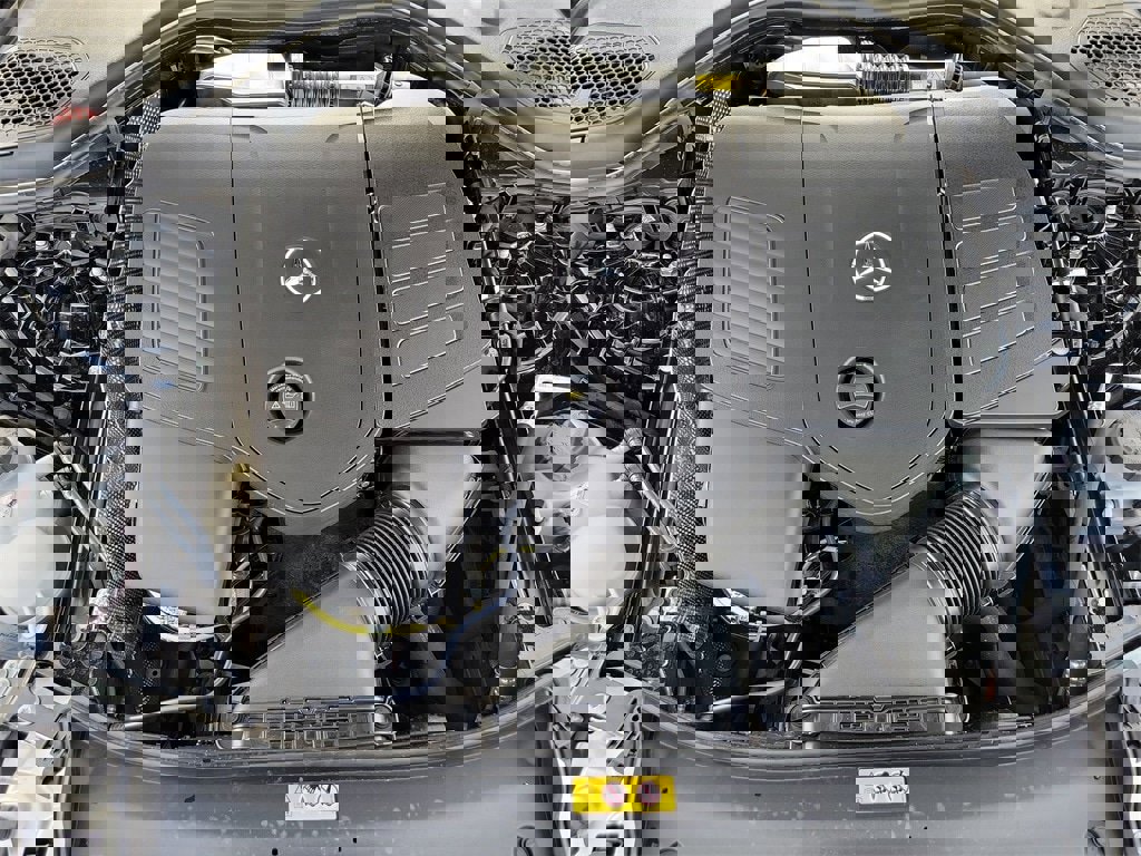 Used 2024 Mercedes-Benz E 350 4MATIC Sedan image 10