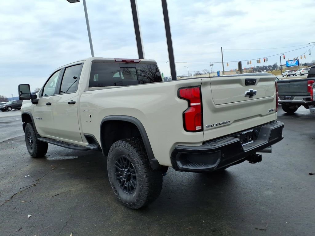 New 2026 Chevrolet Silverado 2500 ZR2 image 3