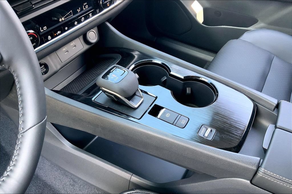 New 2026 Nissan Rogue Dark Armor FWD image 10
