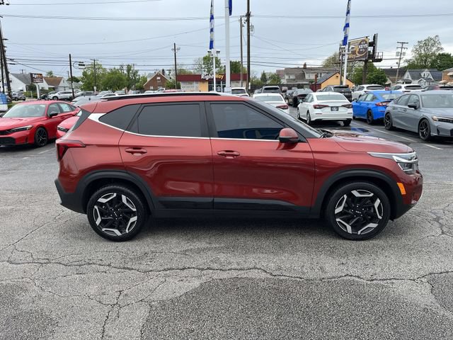 Used 2024 Kia Seltos SX AWD/4WD image 11