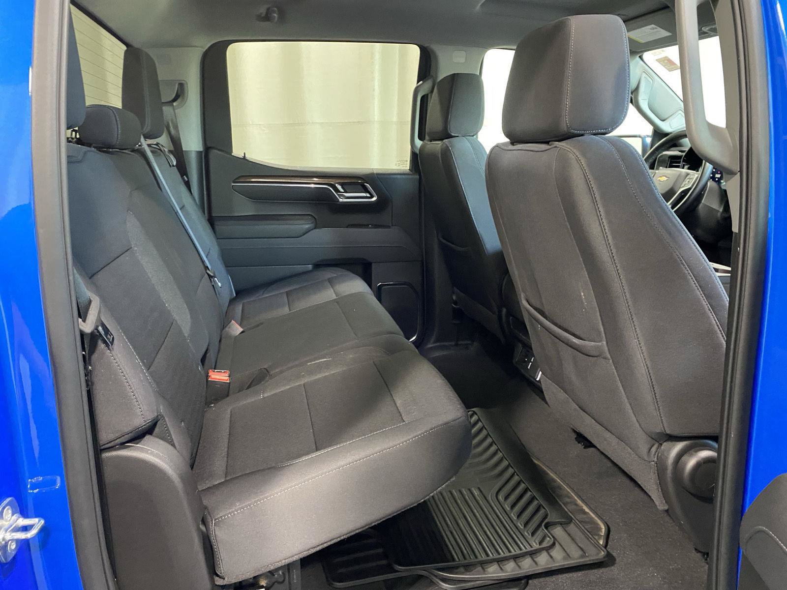 Used 2026 Chevrolet Silverado 1500 LT AWD/4WD image 13