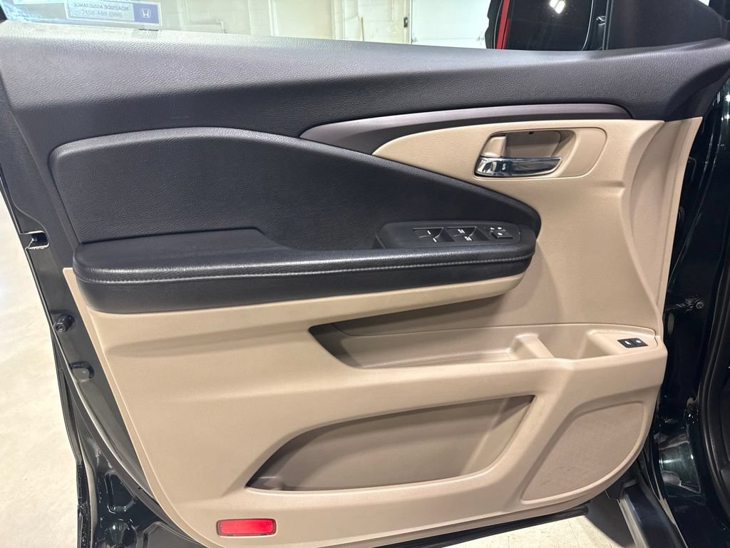 Used 2016 Honda Pilot EX-L image 18