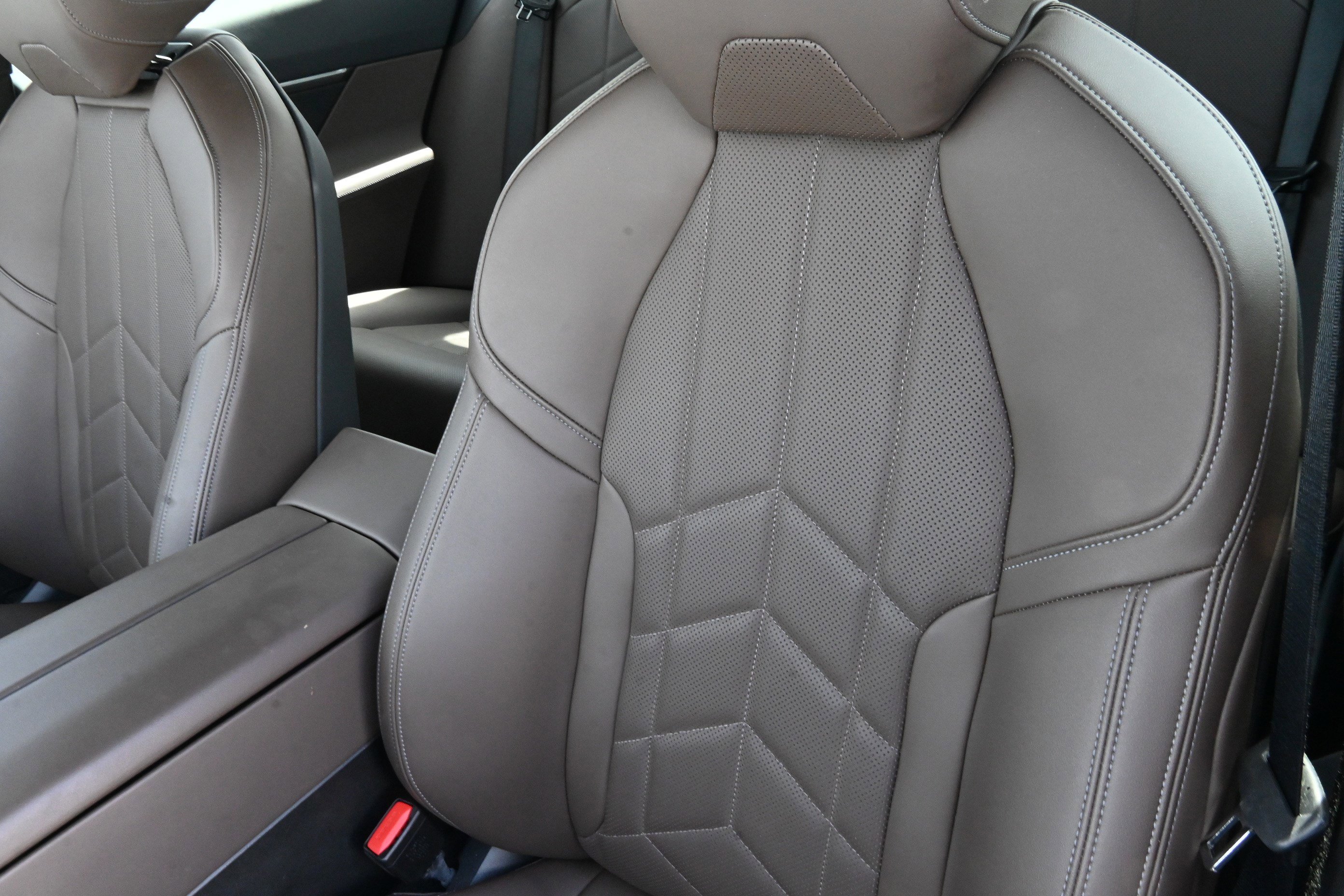 Certified 2024 BMW 530i w/ M Sport Package image 12