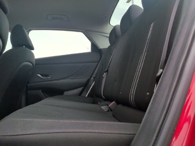 Used 2023 Hyundai Elantra SEL FWD image 24