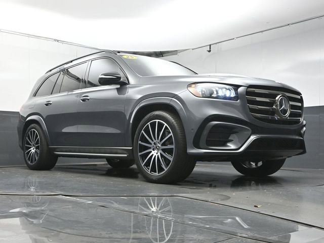 Used 2025 Mercedes-Benz GLS 450 4MATIC image 34