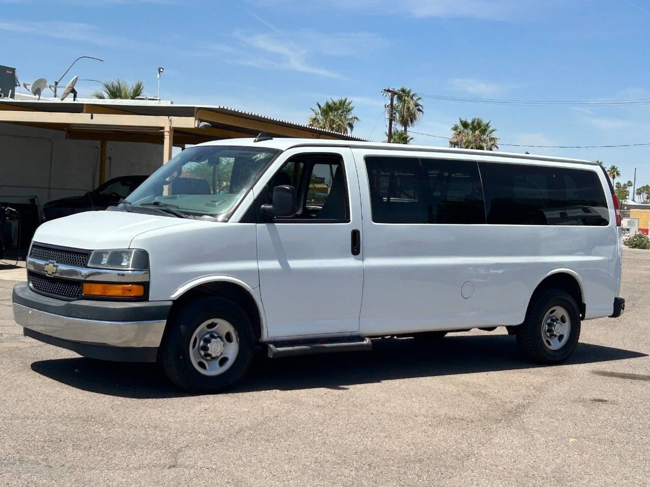 Used 2019 Chevrolet Express 3500 LT w/ LT Preferred Equipment Group RWD image 7