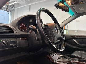 Used 2006 BMW X5 4.4i image 11