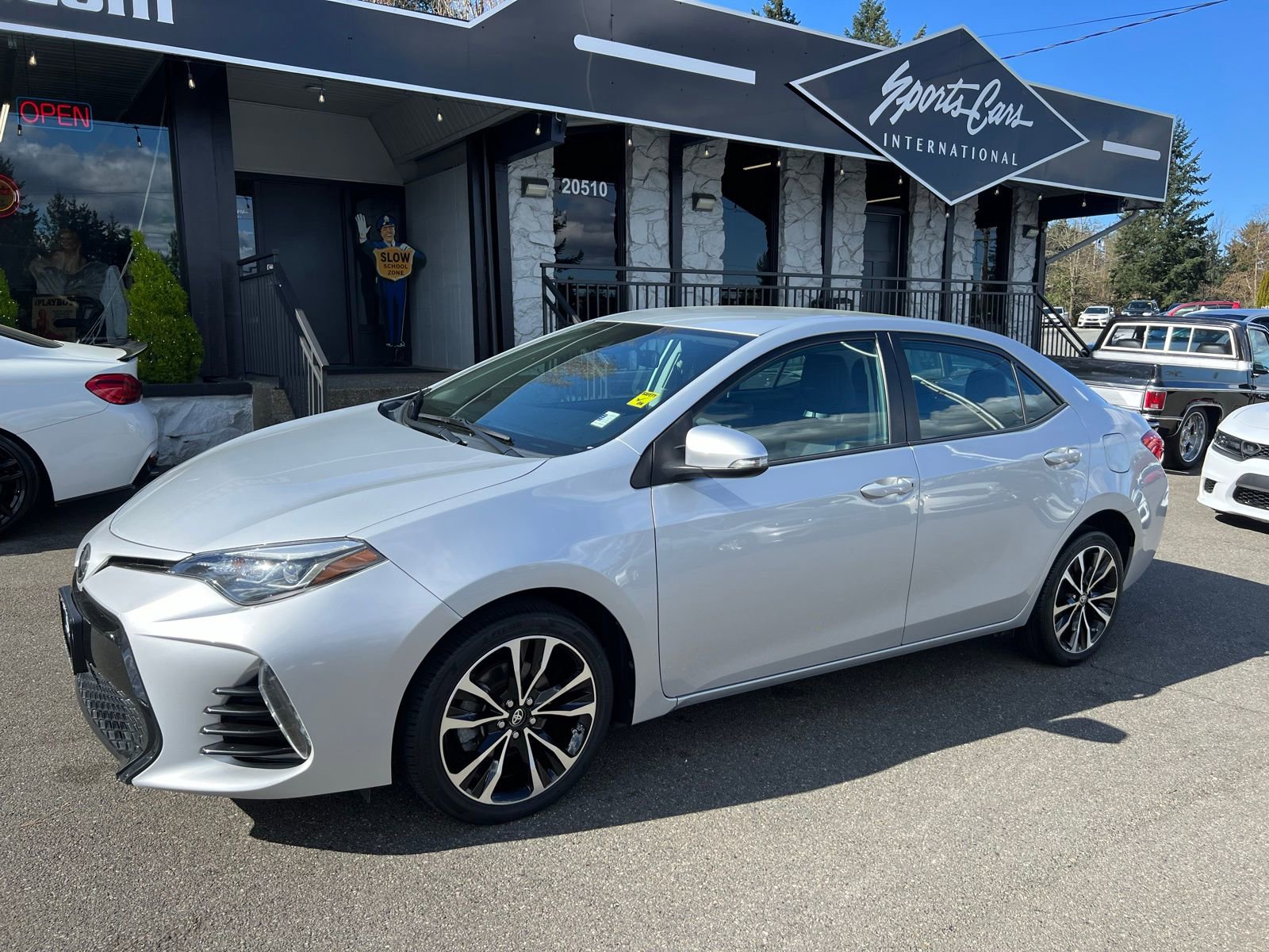 Used 2017 Toyota Corolla SE w/ Carpet Mat Package (TMS)