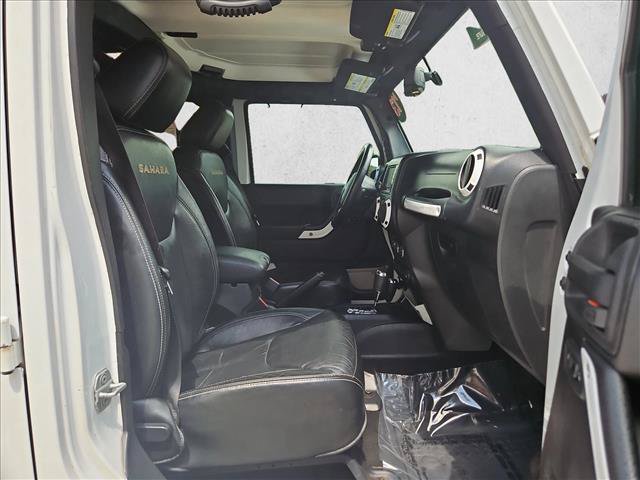 Used 2013 Jeep Wrangler Unlimited Sahara AWD/4WD image 20