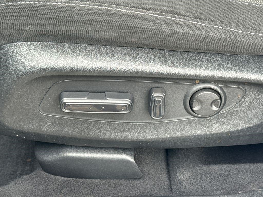 Certified 2023 Honda CR-V EX image 22