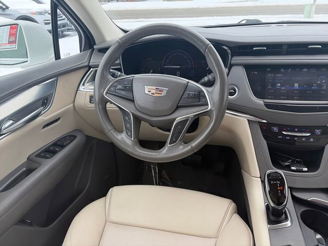 Used 2019 Cadillac XT5 Luxury image 28