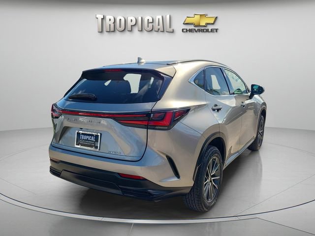 Used 2023 Lexus NX 250 FWD w/ Towing Package (2000 Lbs) image 3
