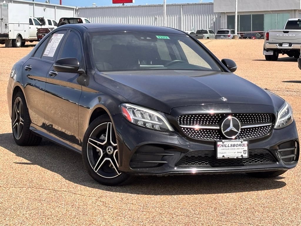 Used 2021 Mercedes-Benz C 300 4MATIC Sedan image 2