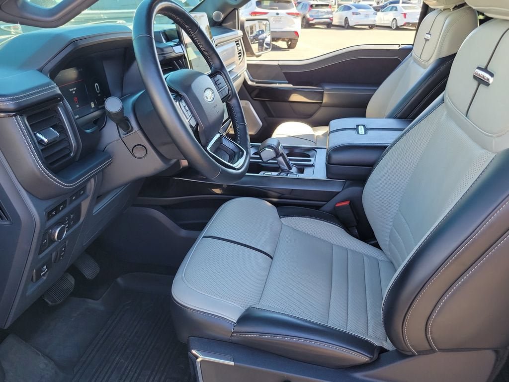 Used 2023 Ford F150 Lightning Platinum AWD/4WD image 18