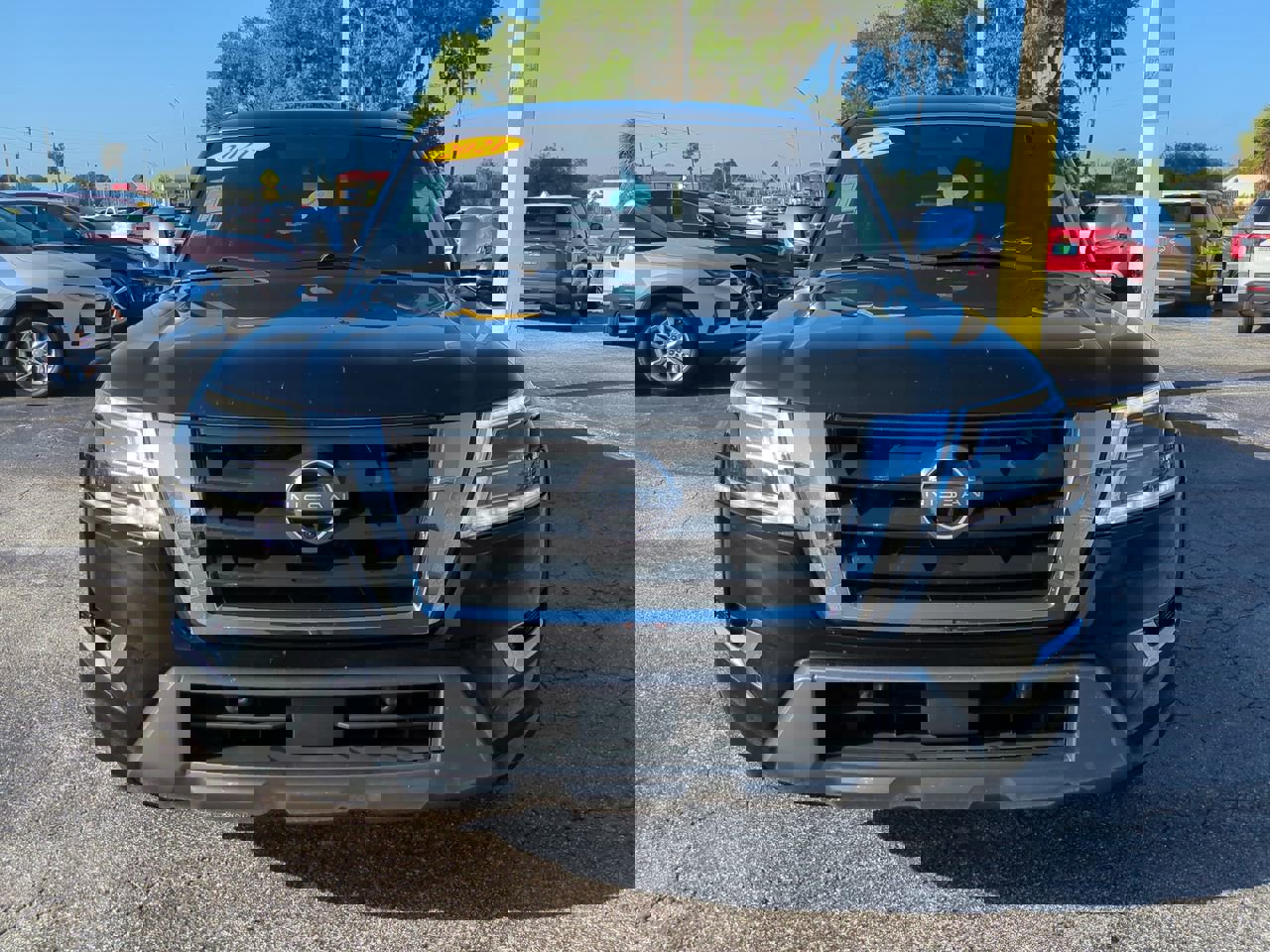 Used 2021 Nissan Armada Platinum image 9