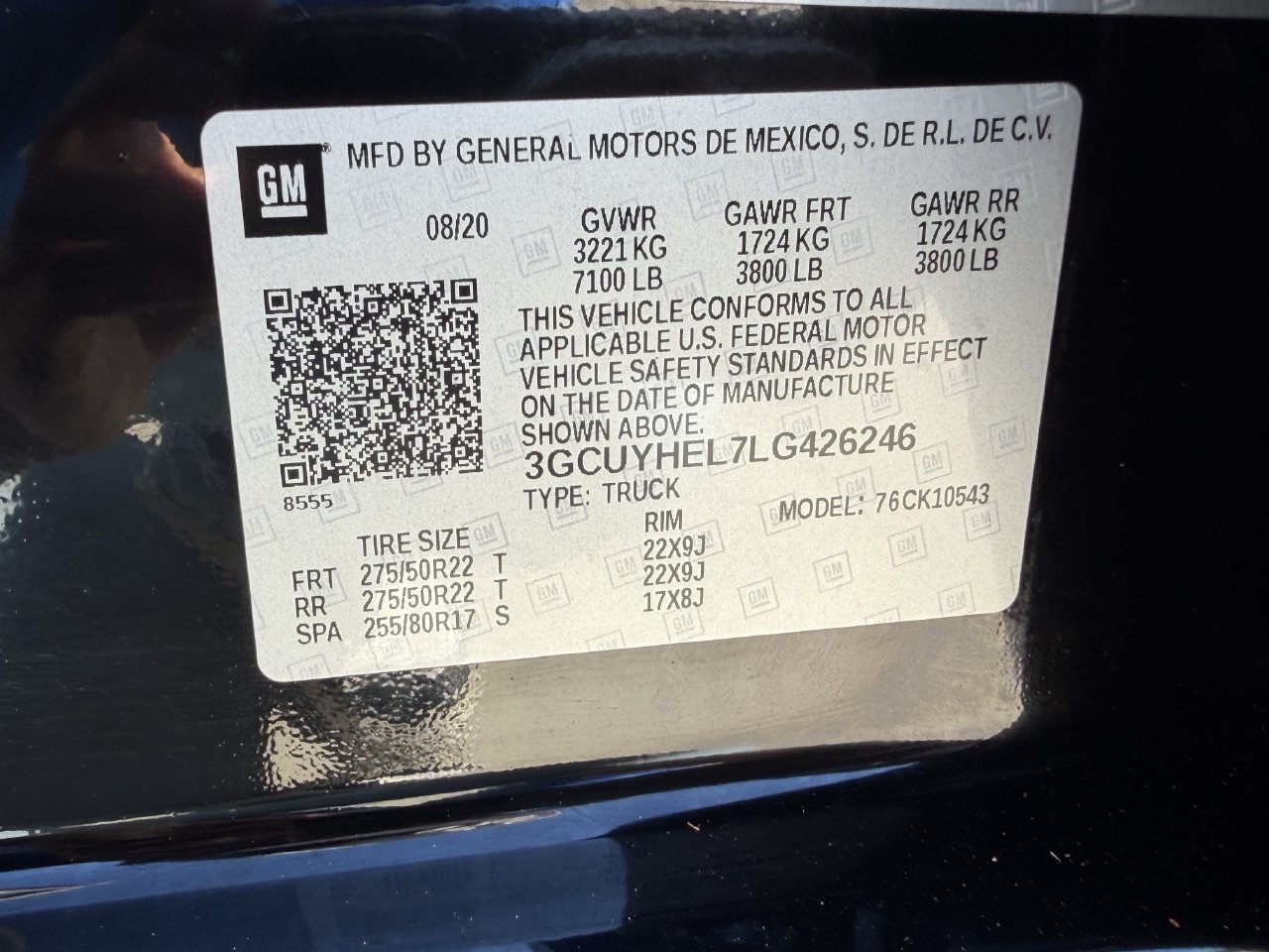 Used 2020 Chevrolet Silverado 1500 High Country w/ Technology Package AWD/4WD image 32