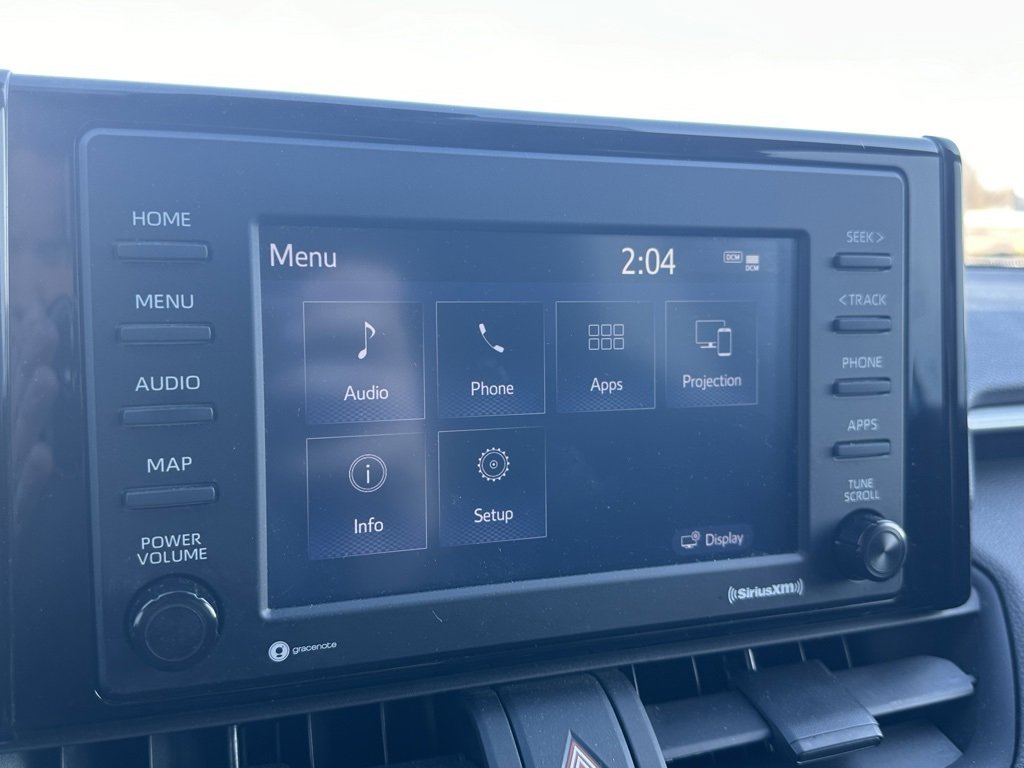 Used 2021 Toyota RAV4 LE image 31