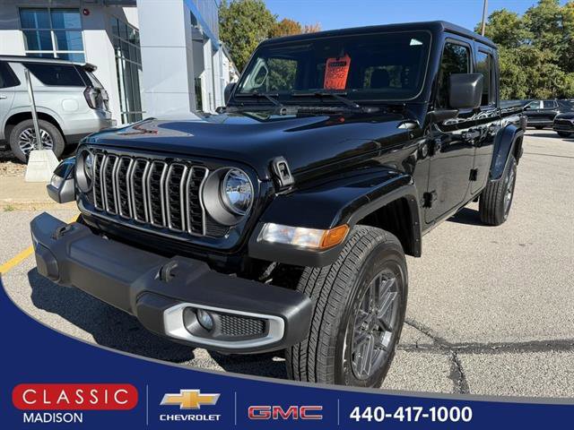 Used 2024 Jeep Gladiator Sport