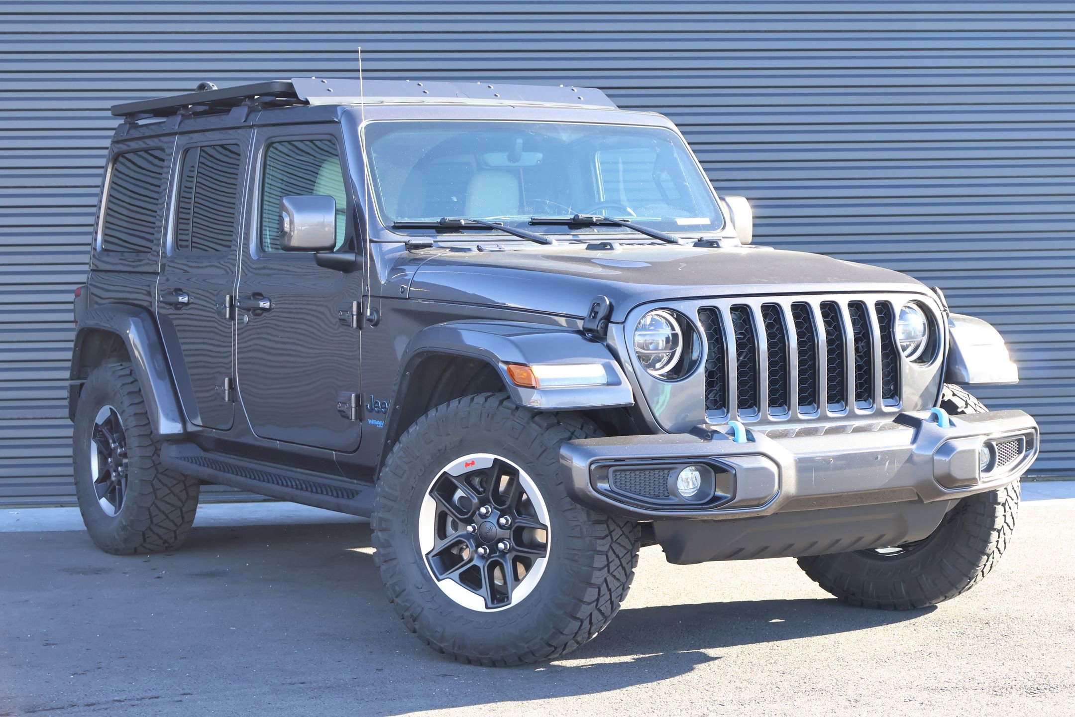 Used 2021 Jeep Wrangler Unlimited Sahara image 3