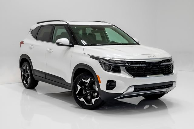 Certified 2025 Kia Seltos EX w/ EX Sunroof Package FWD image 6