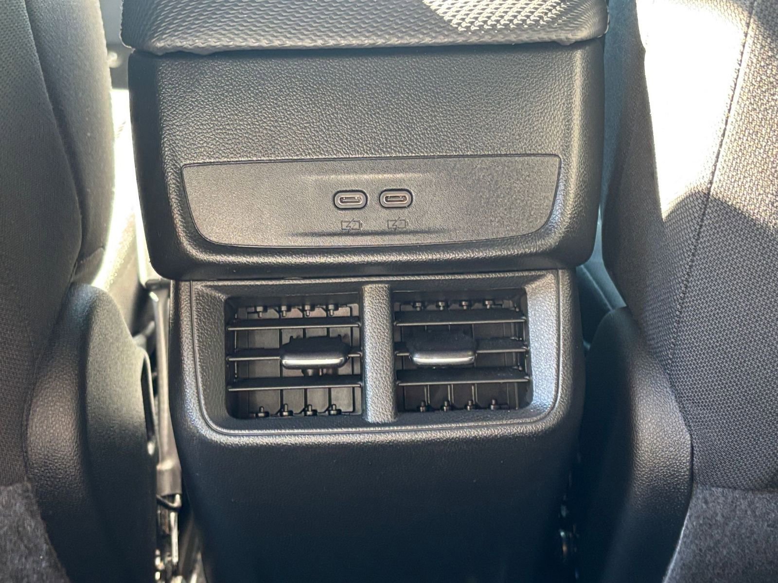 Used 2025 Chevrolet Equinox LT image 24