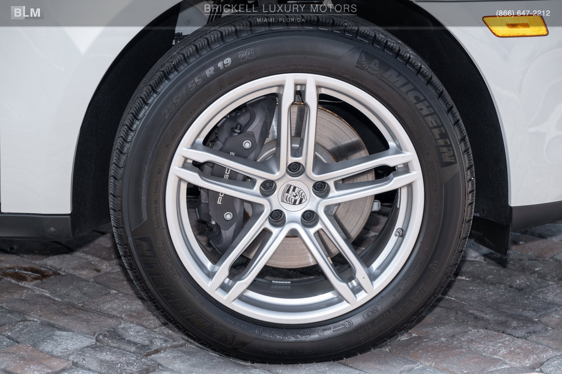 Used 2024 Porsche Macan w/ Premium Plus Package AWD/4WD image 50