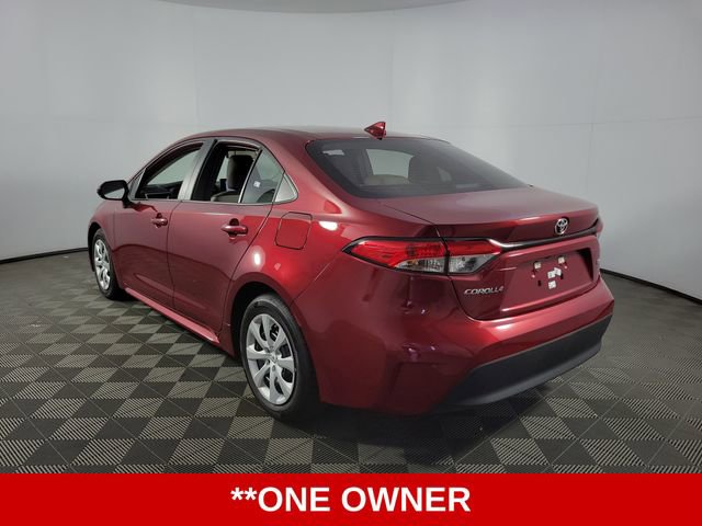 Used 2025 Toyota Corolla LE FWD image 6