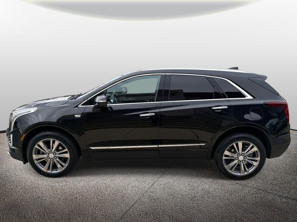Certified 2024 Cadillac XT5 Premium Luxury AWD/4WD image 3