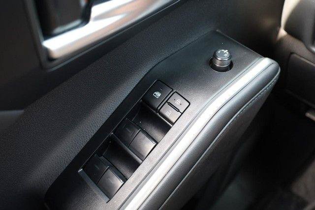Used 2025 Toyota Highlander XSE AWD/4WD image 20