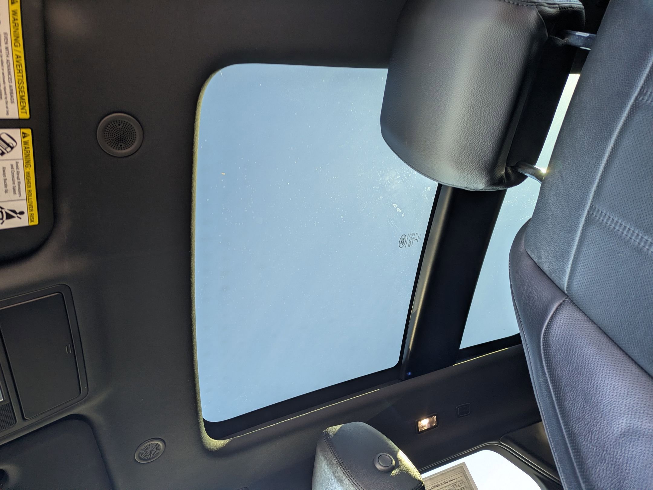 Used 2022 Land Rover Range Rover Evoque SE image 19