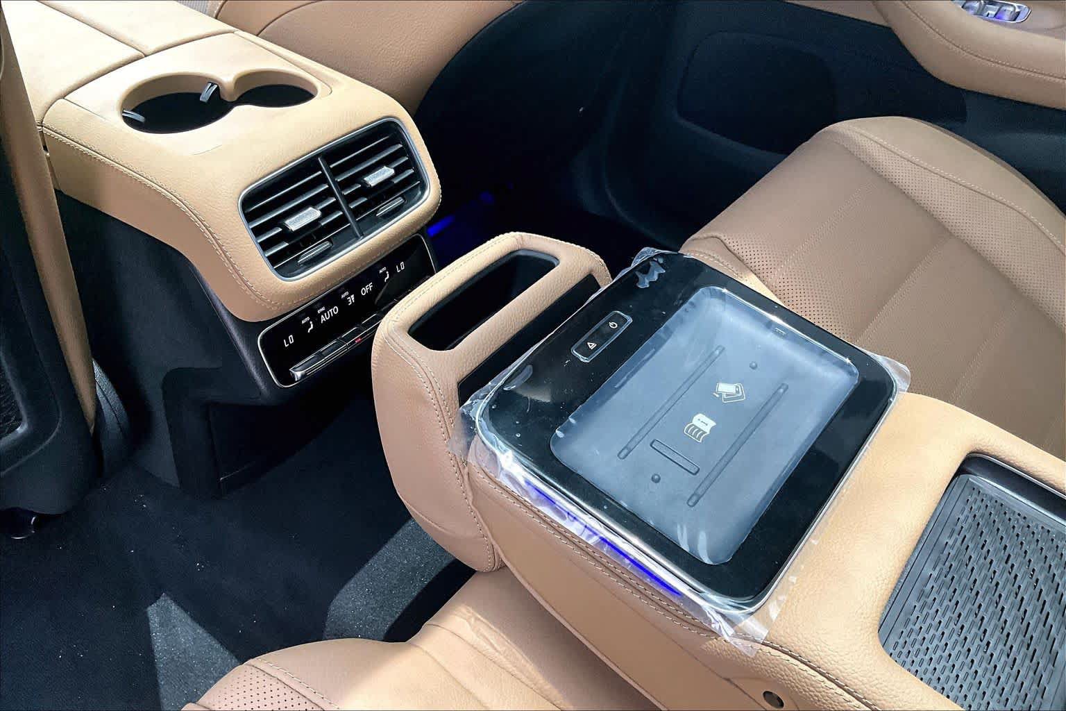 New 2026 Mercedes-Benz GLS 580 4MATIC image 14