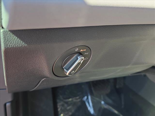 New 2026 Volkswagen Jetta SE image 5