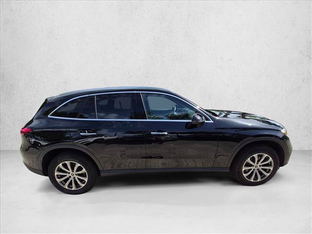 Certified 2026 Mercedes-Benz GLC 300 image 4