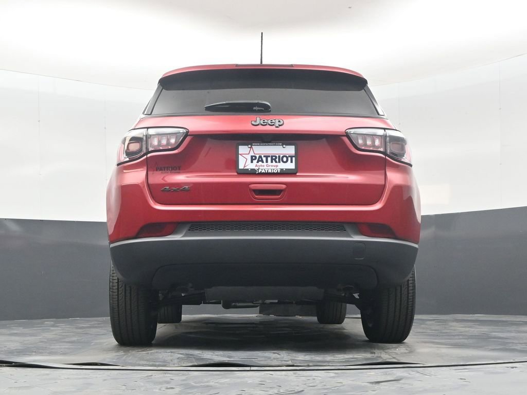 New 2026 Jeep Compass Latitude AWD/4WD image 37