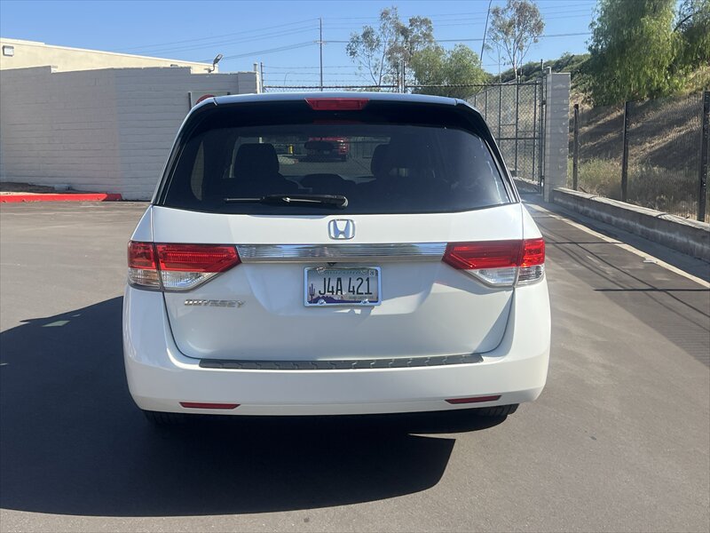 Used 2015 Honda Odyssey LX image 13